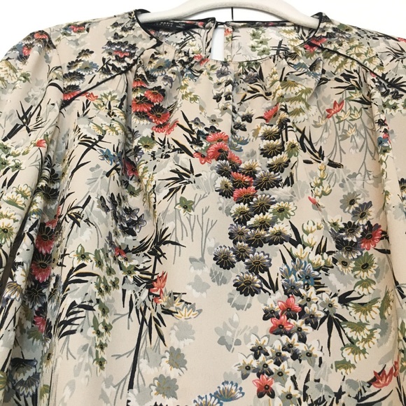 Zara floral blouse - Picture 2 of 7